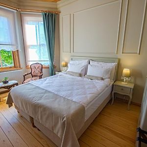 Uitgebreide Kamer met een King Size Bed